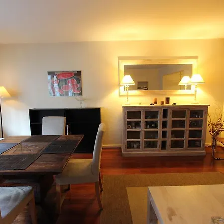Appartamento Parisian Flat Near Champs Elysees *